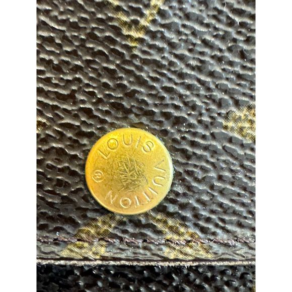 Louis Vuitton Monogram Long Bi-Fold Wallet - Picture 3 of 12